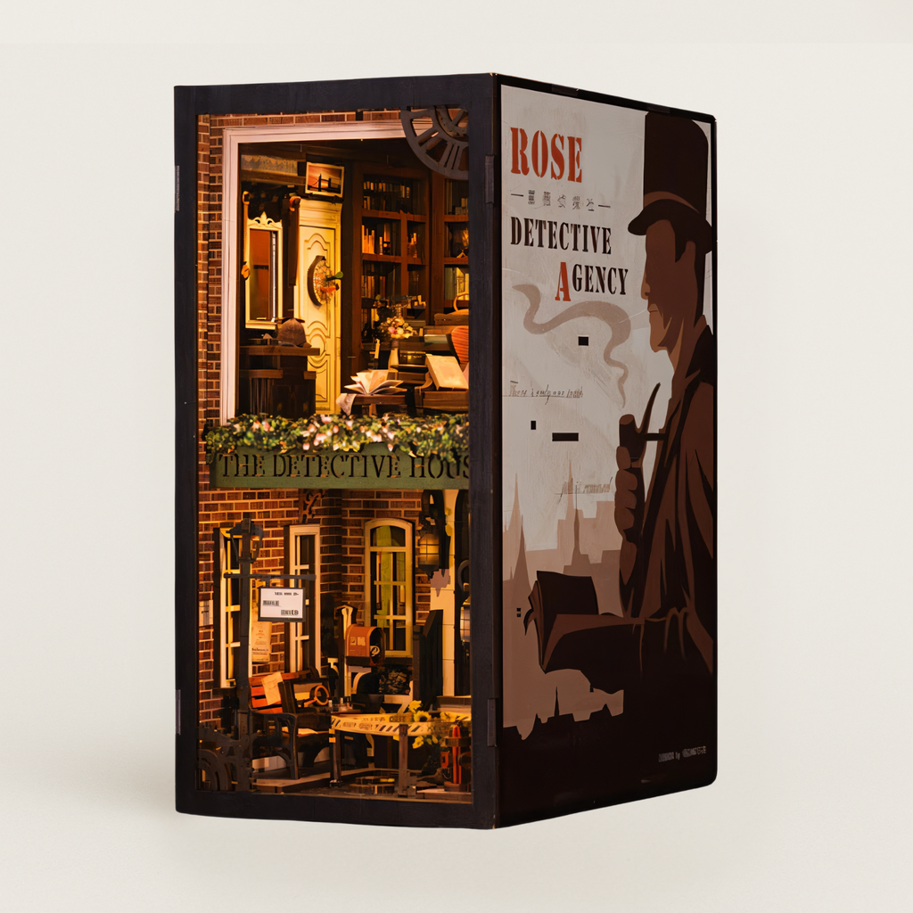 Detective House